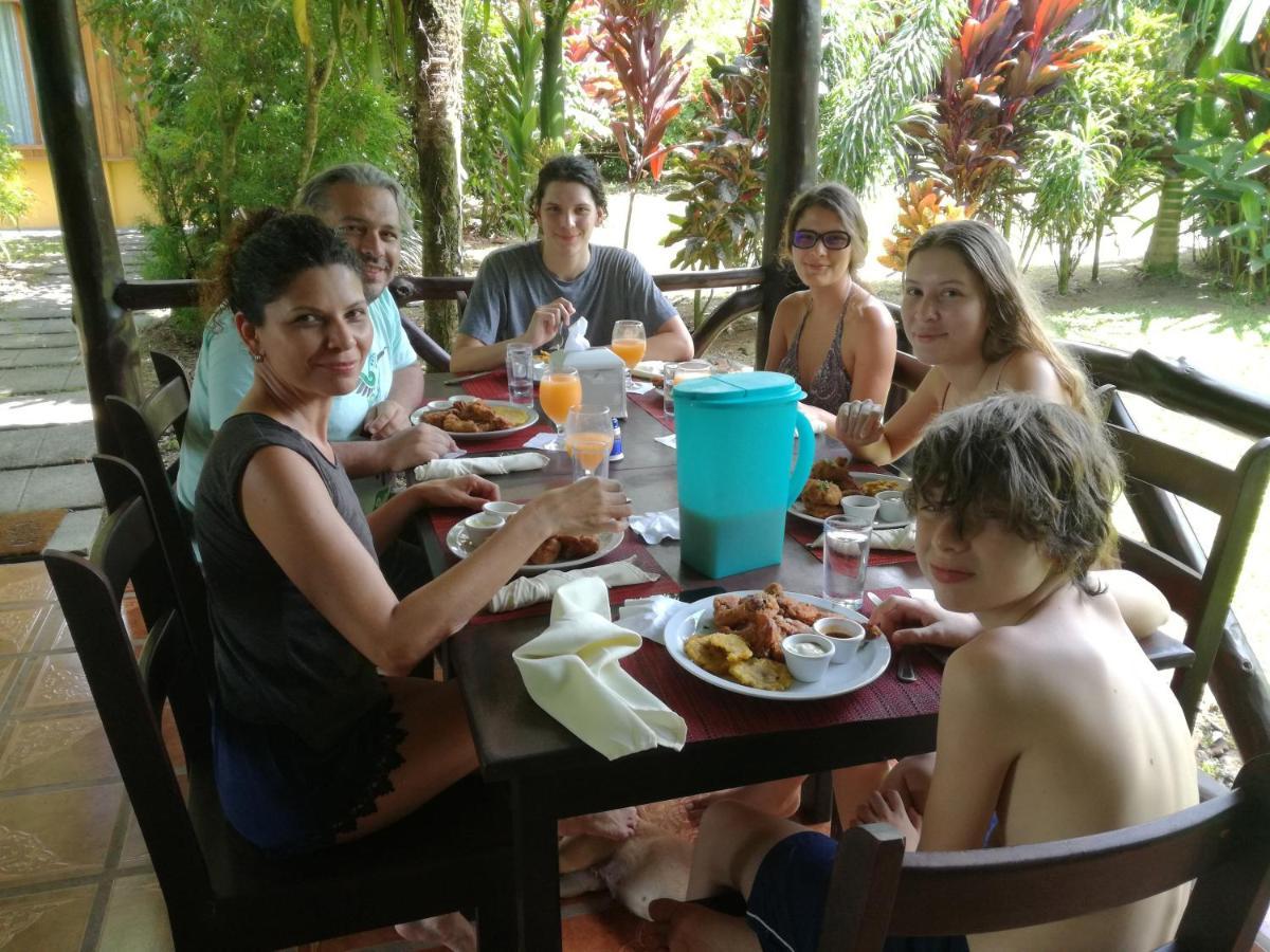 Casona Rustica & Bungalow ラ・フォルトゥナ エクステリア 写真